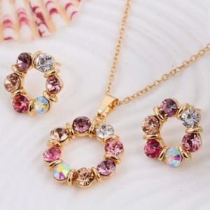 Colorful Round Rhinestone Gift Set with free multi compartment Jewelry Box